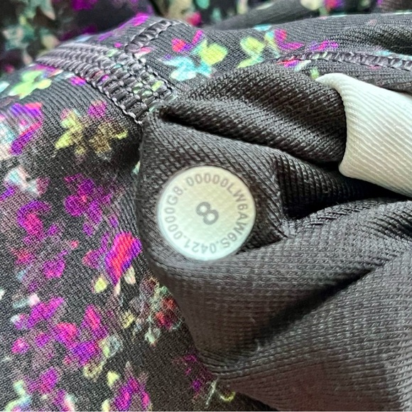 Lululemon Wunder Under High-Rise Crop 21" *Full-On Luxtreme
Fleur Motion Multi - Picture 8 of 8